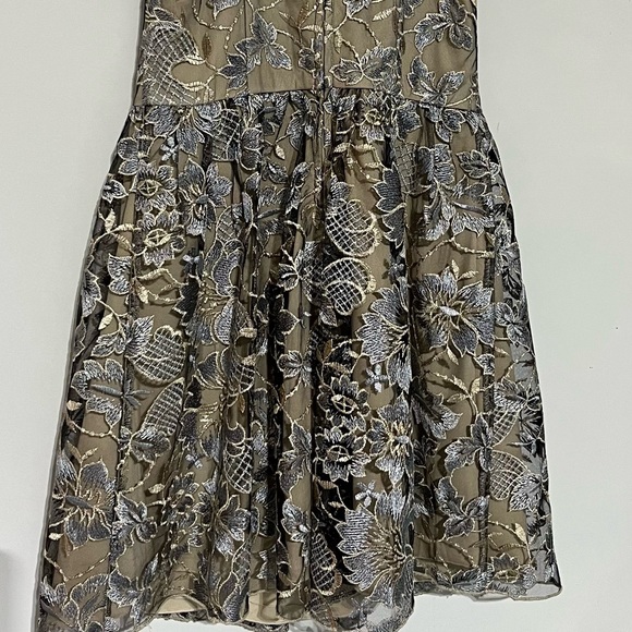 Windsor Store Dress - Picture 8 of 8